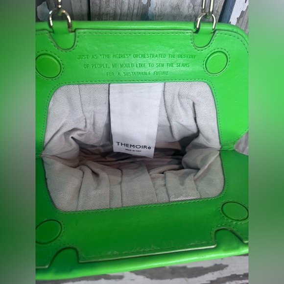 THEMOIRE’ Bios Woven Mantis Pochette in Green - Picture 8 of 12